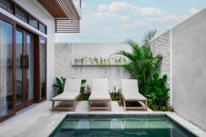 NEW Canggu Center lux 3BR Villa with Pool and View near Beach